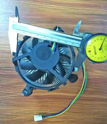 Ultra dünnes kleines Fahrwerk, spezieller Kühler, Universal-PC-Mutterplatten-CPU-Kühler