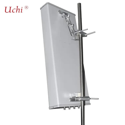 Antenne für die Kommunikation mit dem Basistationsbereich